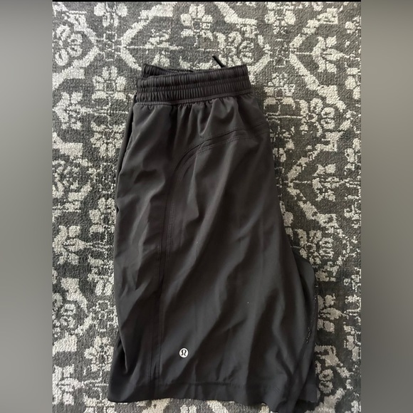 Lululemon pace breaker 7 - Picture 2 of 2